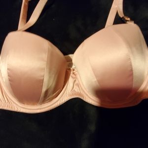 Victoria Secret 36 C bra